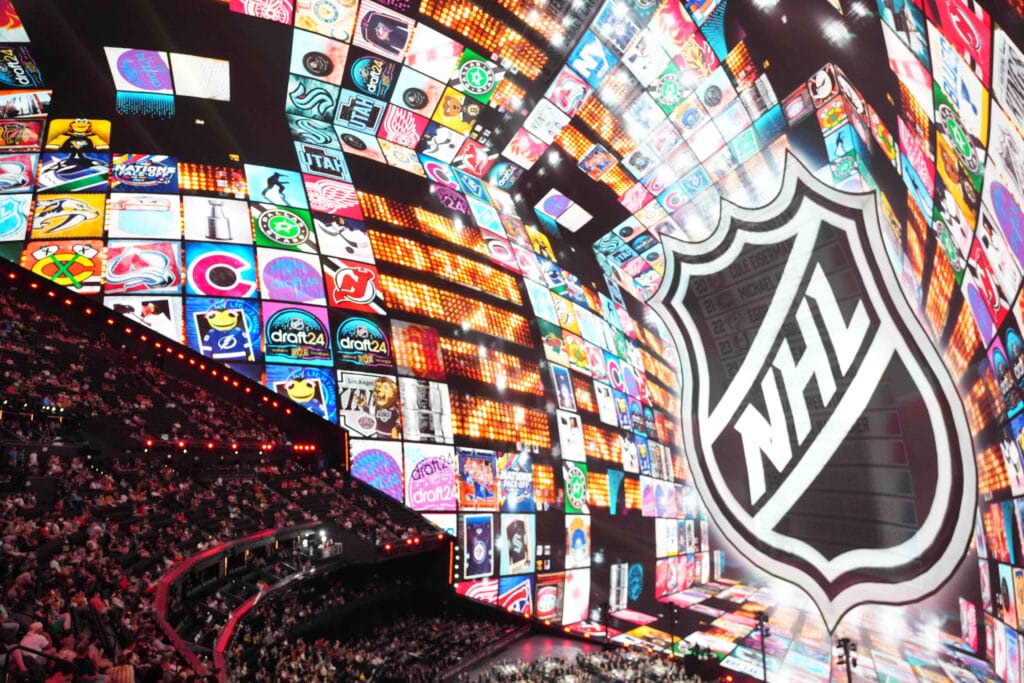Flyers 7-round NHL mock draft: Solidifying at center early, then time for some big swings